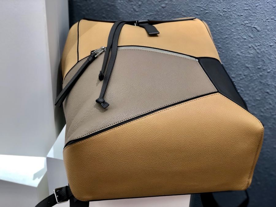 1:1 Replica LOEWE bag LOEWE Puzzle Backpack Series — AAA Quality Replica — photo 6