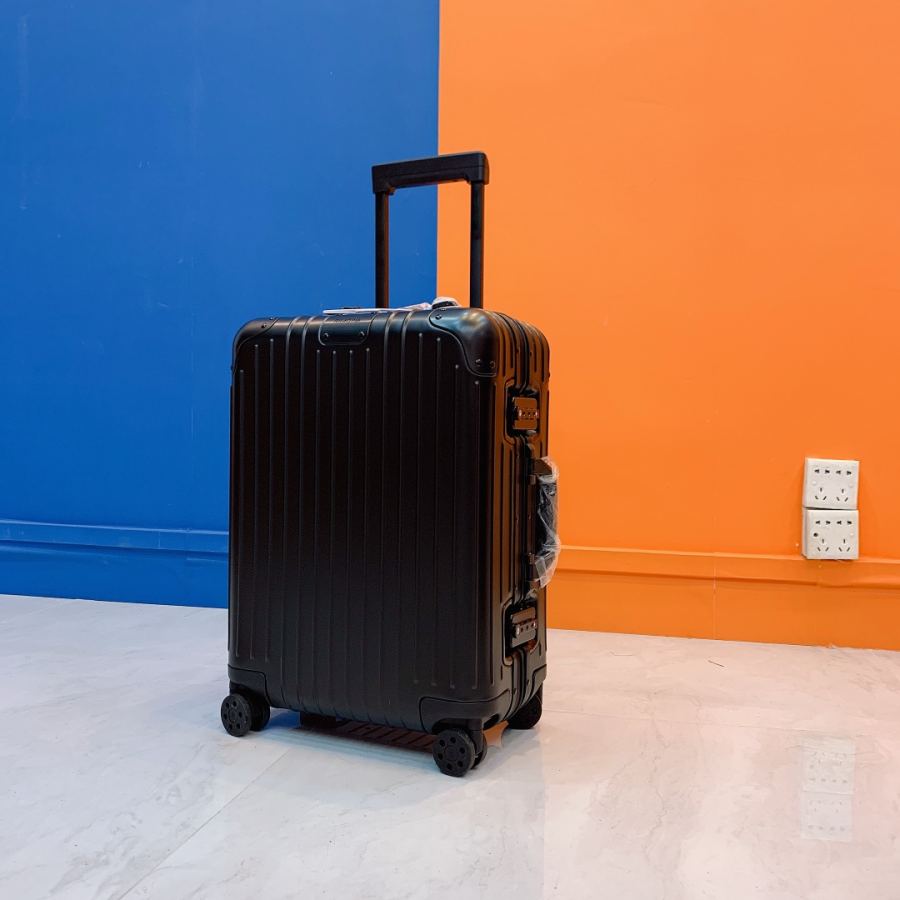 1:1 Replica suitcase Rimowa — Premium Replica — photo 3