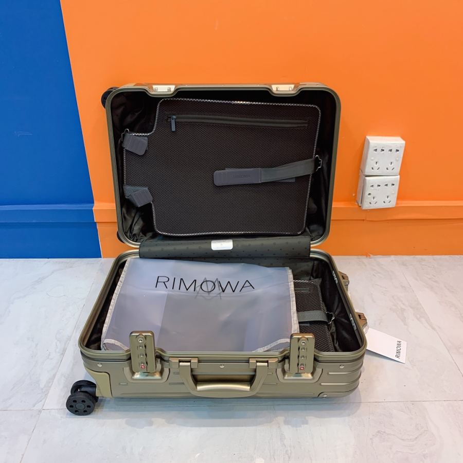 1:1 Replica suitcase Rimowa — 1:1 Replica — photo 9