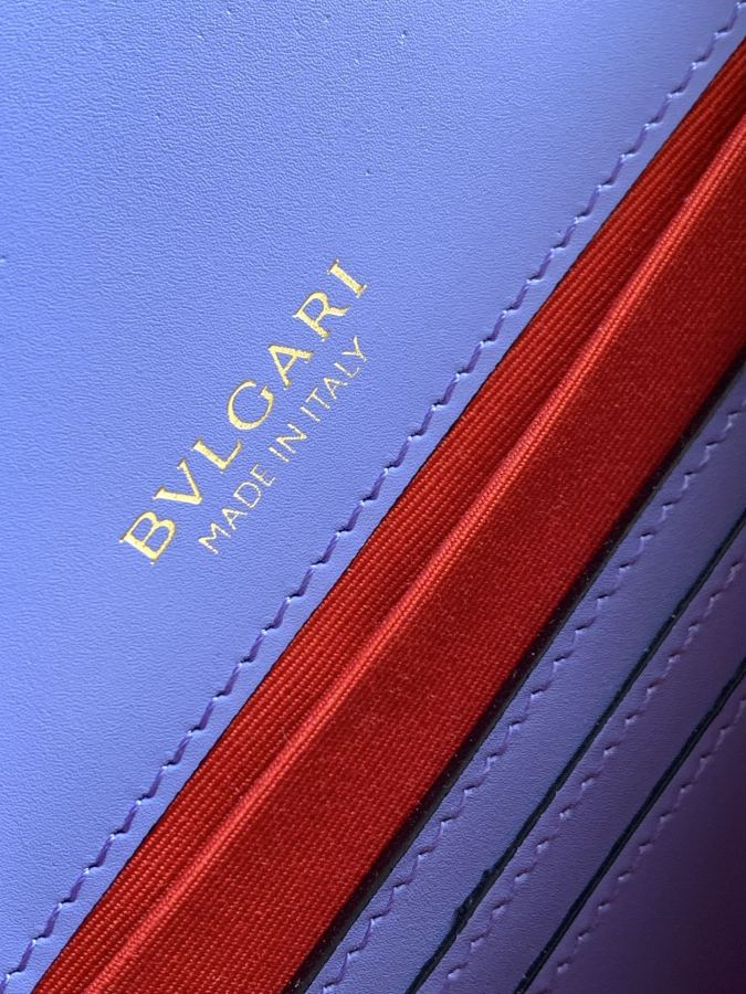 1:1 Replica BVLGARI bag Chip model — 1:1 Replica — photo 9