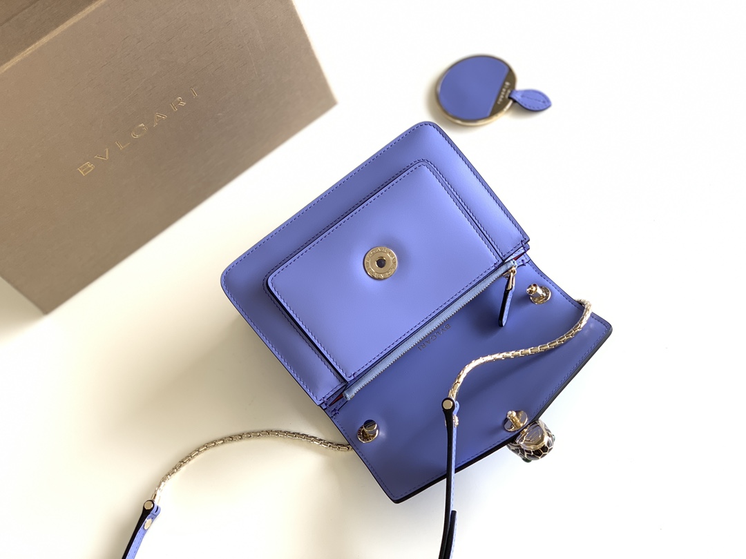1:1 Replica BVLGARI bag Chip model — 1:1 Replica — photo 6