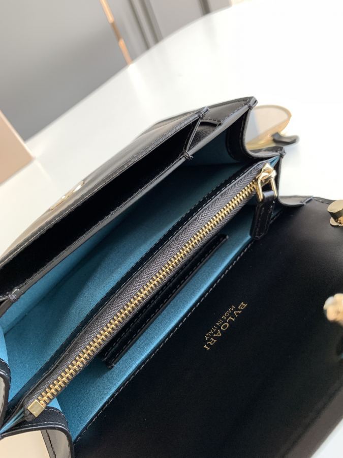 1:1 Replica BVLGARI bag Chip model — 1:1 Replica — photo 8