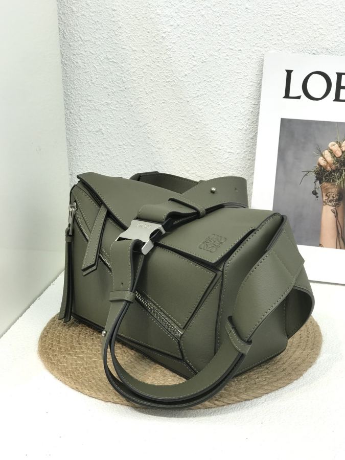 1:1 Replica LOEWE bag Men'spuzzle Series — 1:1 Replica — photo 3