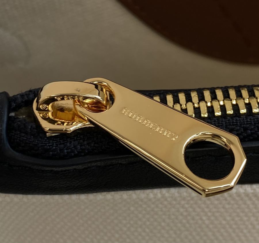1:1 Replica Burberry bag ykk — AAA Quality Replica — photo 3