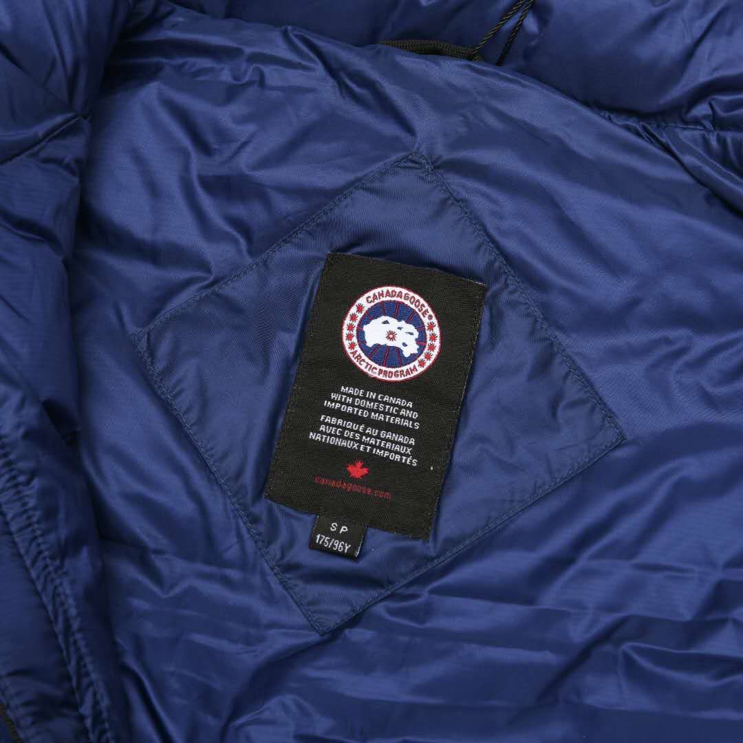 1:1 Replica GOOSE down jacket — 1:1 Replica — photo 6