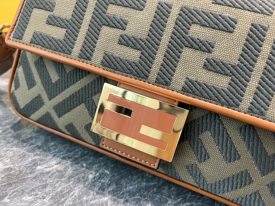 1:1 Replica Fendi bag Premium — Premium Replica — photo 4