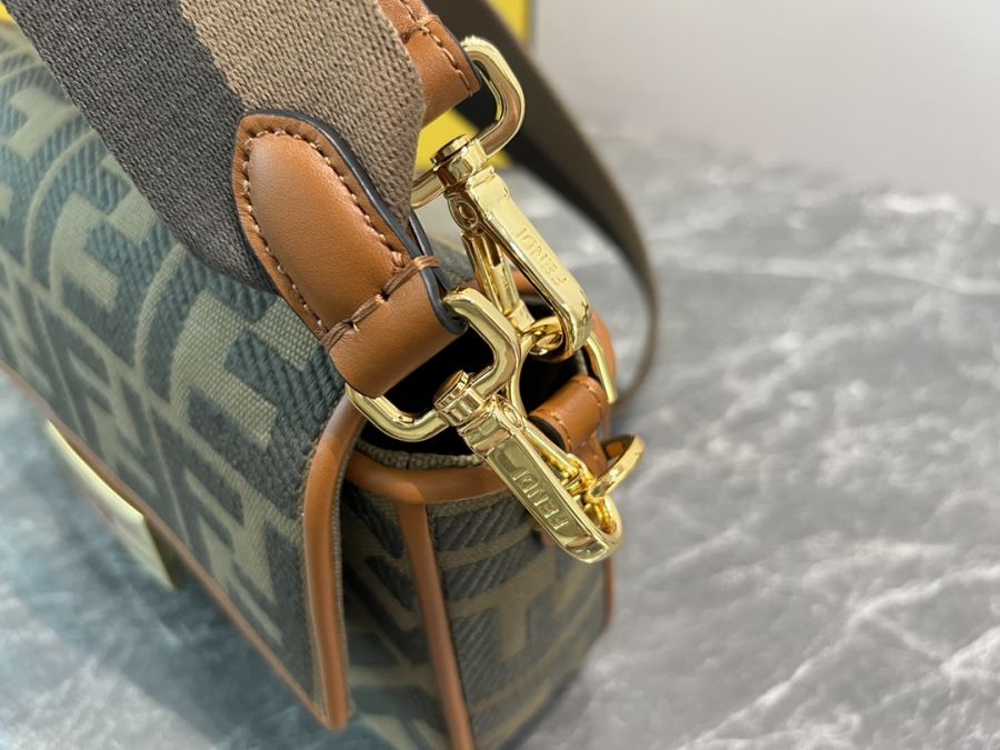 1:1 Replica Fendi bag Premium — Premium Replica — photo 5