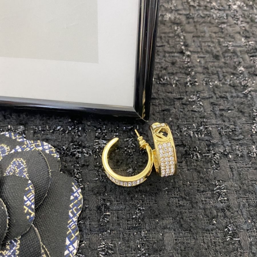 1:1 Replica Fendi Jewelry Code E1862 0857820 — Premium Replica