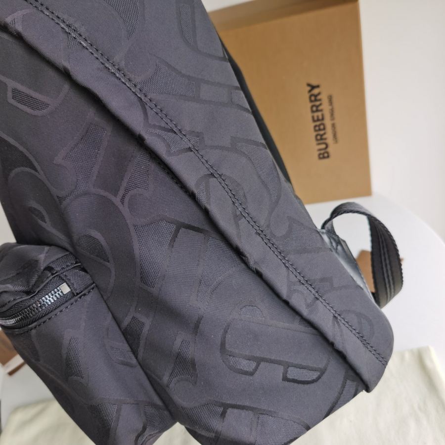 1:1 Replica knapsack Thomas Burberry 1 — Premium Replica — photo 7