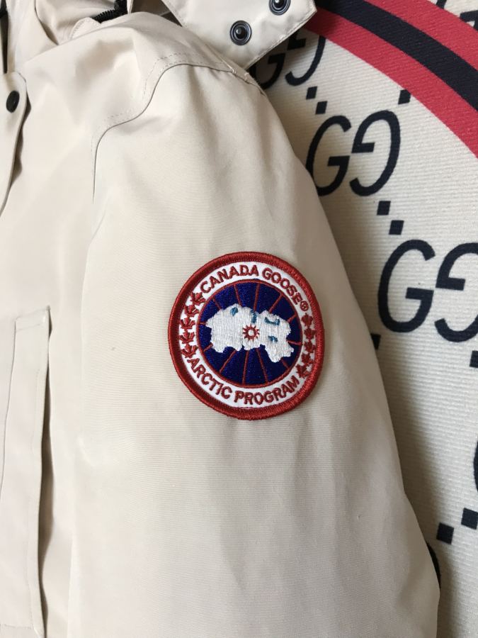1:1 Replica GOOSE down jacket Trillium 07 — AAA Quality Replica — photo 6