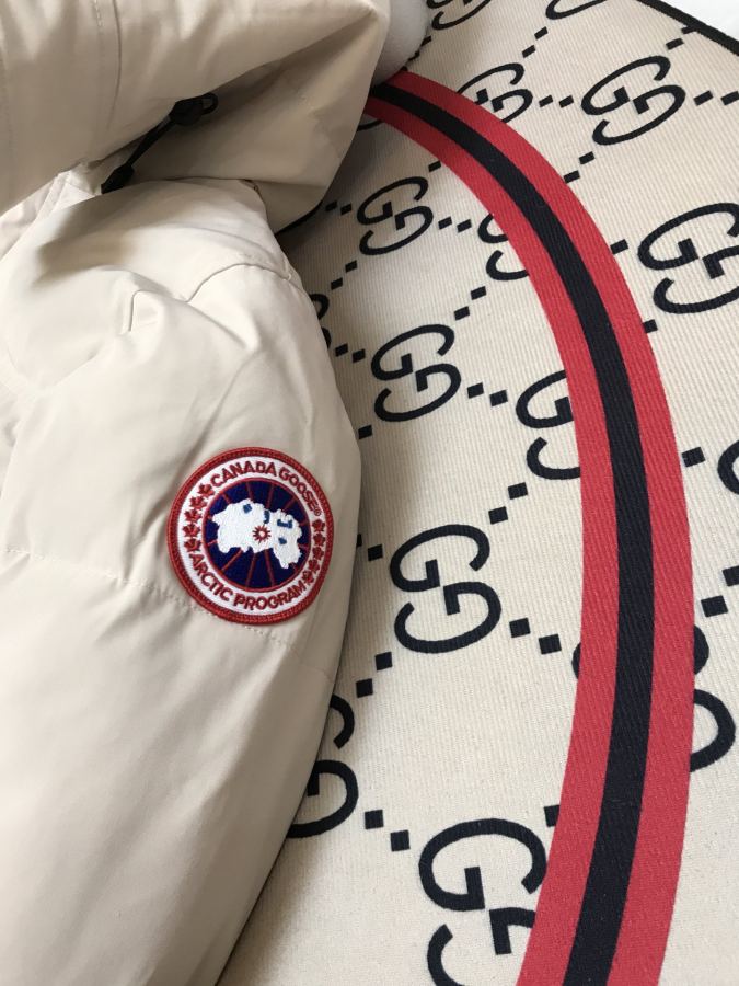 1:1 Replica GOOSE down jacket Mac Millan 17 — AAA Quality Replica — photo 5