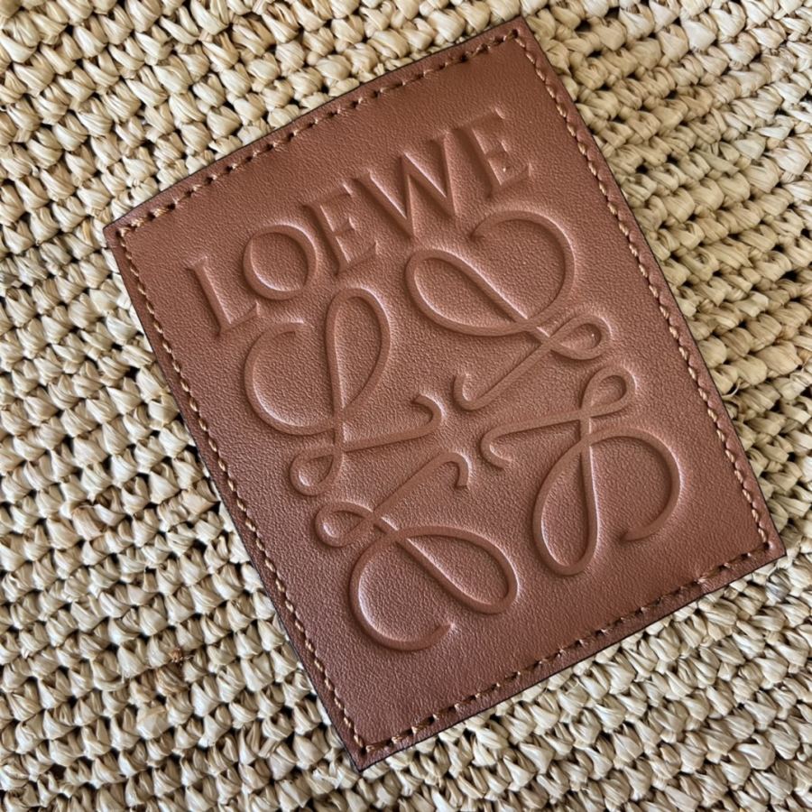 1:1 Replica LOEWE bag LOEWE* Slit — AAA Quality Replica — photo 6