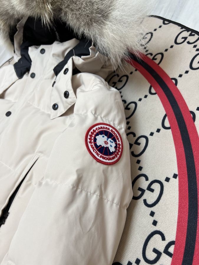 1:1 Replica GOOSE down jacket Wyndham 29 — Premium Replica — photo 6