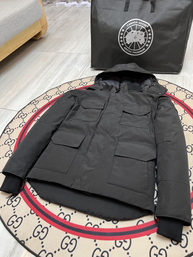 1:1 Replica GOOSE down jacket CANADA GOOSE/26 — AAA Quality Replica — photo 4