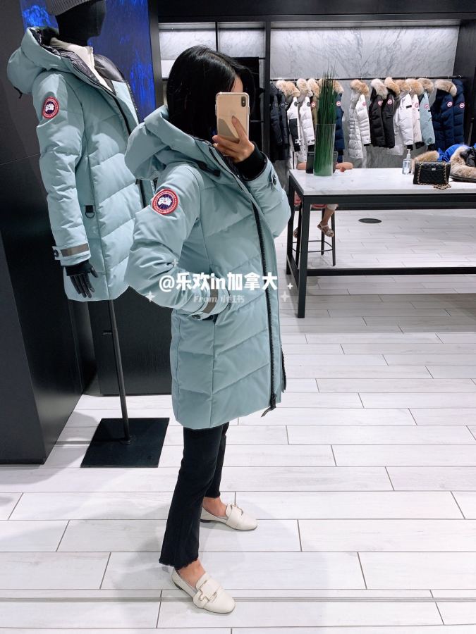 1:1 Replica GOOSE down jacket, — AAA Quality Replica — photo 5