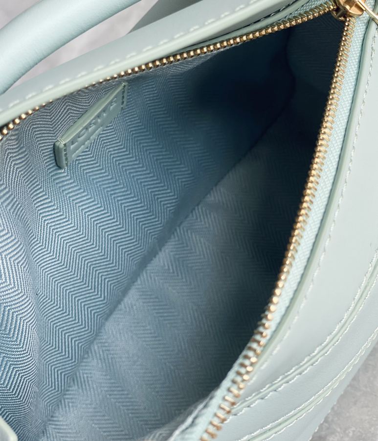 1:1 Replica LOEWE bag ꫛꫀꪝ — Premium Replica — photo 8