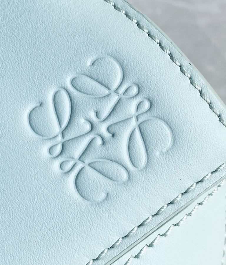 1:1 Replica LOEWE bag ꫛꫀꪝ — Premium Replica — photo 3