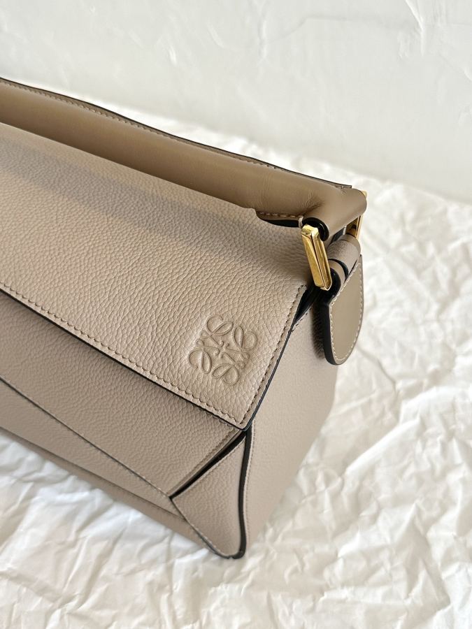1:1 Replica LOEWE bag LO Wpuzzle 24cm — AAA Quality Replica — photo 5