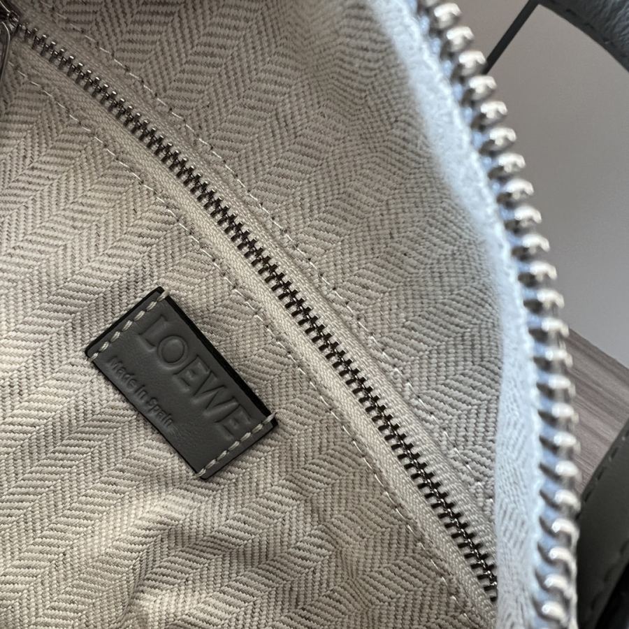 1:1 Replica LOEWE bag Premium — Premium Replica — photo 9