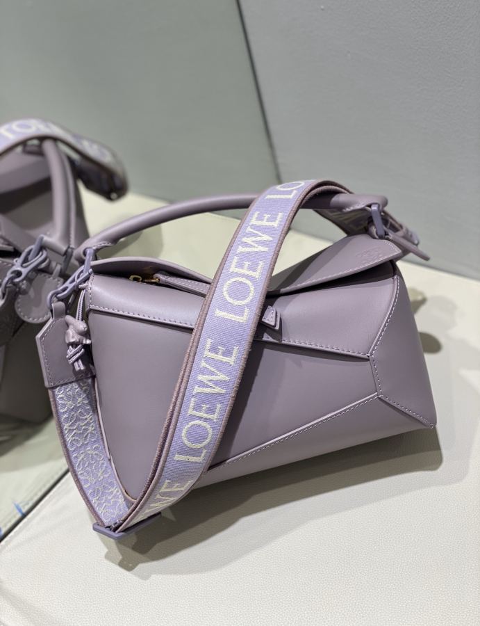 1:1 Replica LOEWE bag Puzzle — AAA Quality Replica — photo 2