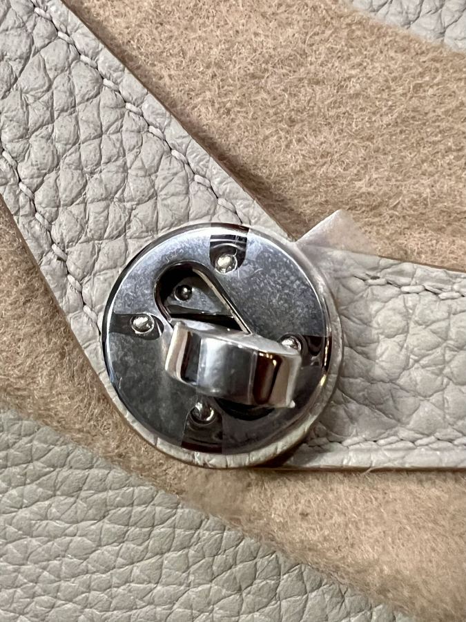 1:1 Replica Hermes bag Lindy mini TC — 1:1 Replica — photo 4