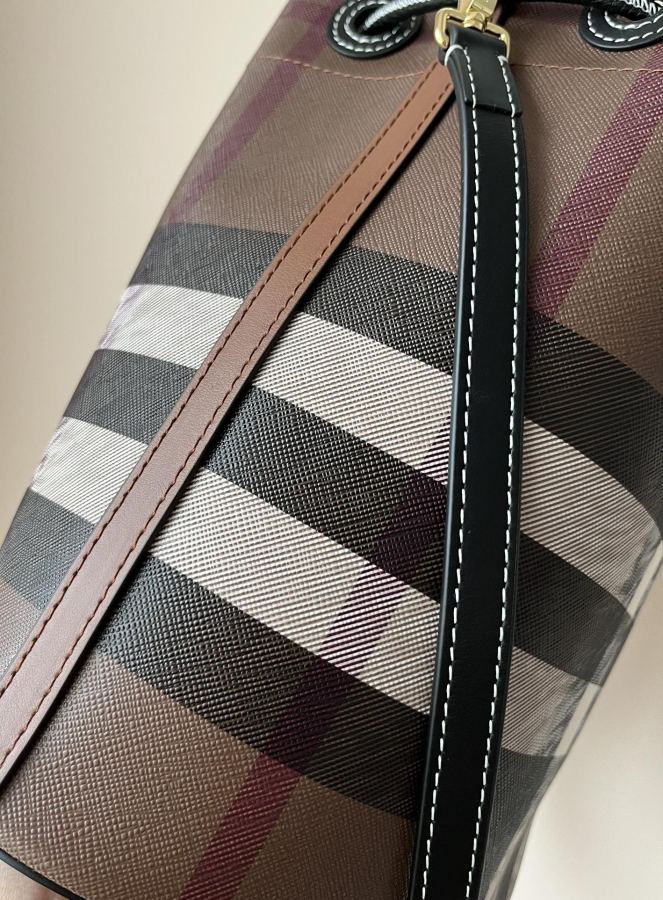 1:1 Replica Burberry bag Details added — Premium Replica — photo 5