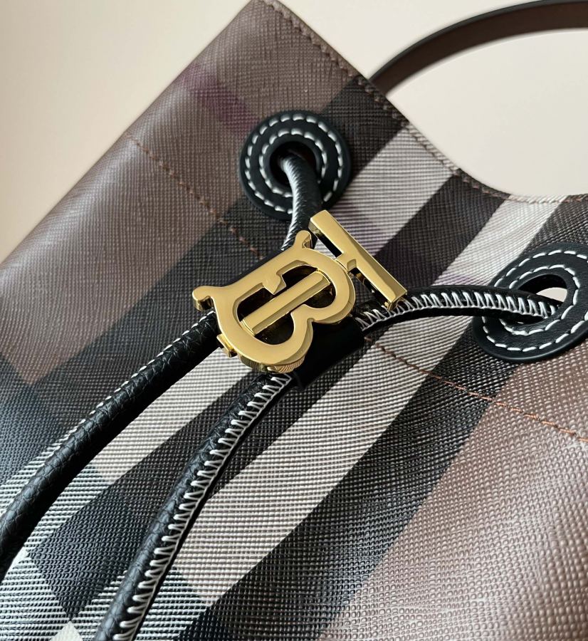 1:1 Replica Burberry bag Details added — Premium Replica — photo 3
