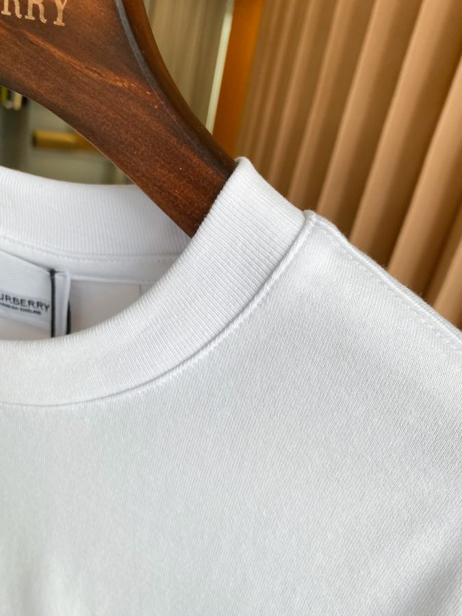 1:1 Replica Burberry men BBR TB T — AAA Quality Replica — photo 6