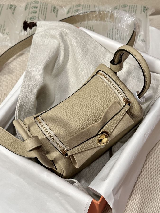 1:1 Replica Hermes bag Lindy mini TC — Premium Replica — photo 4