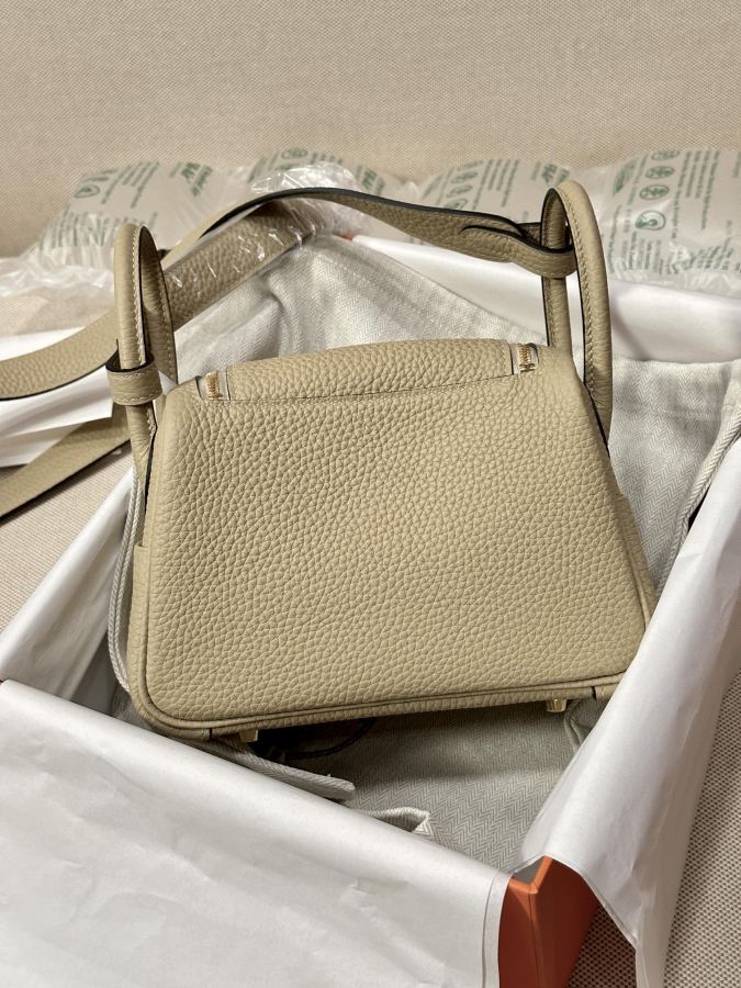 1:1 Replica Hermes bag Lindy mini TC — Premium Replica — photo 6