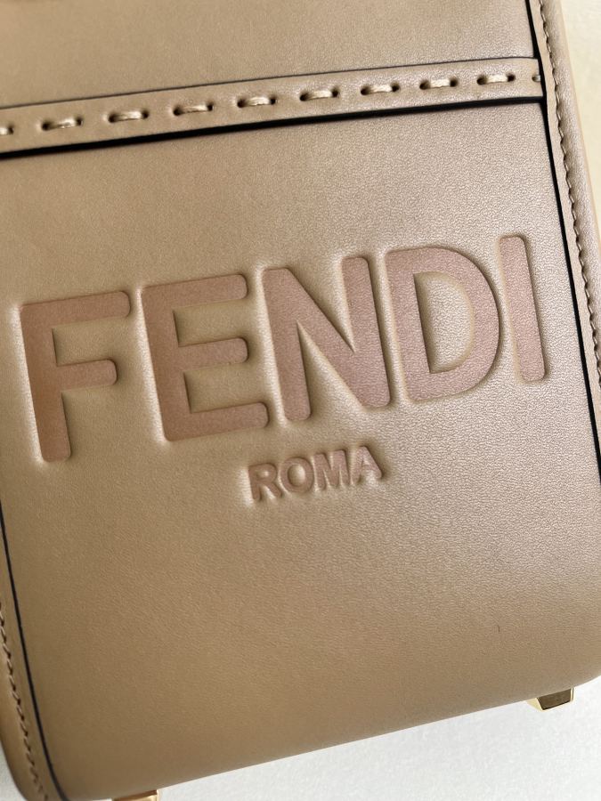 1:1 Replica Fendi bag Premium — 1:1 Replica — photo 3