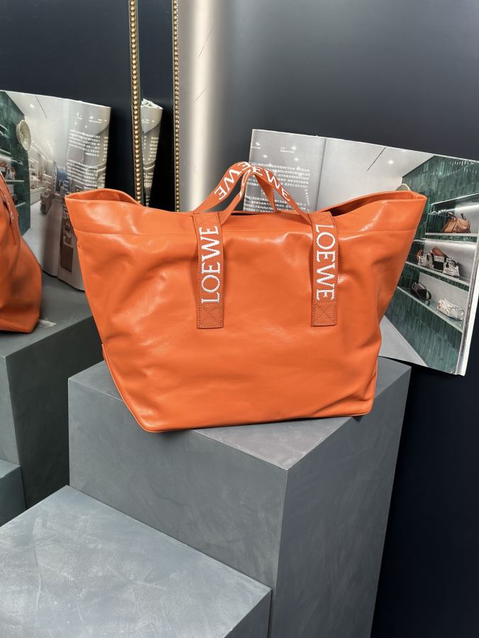 1:1 Replica LOEWE bag "Redefining Lowe Style" — 1:1 Replica — photo 3