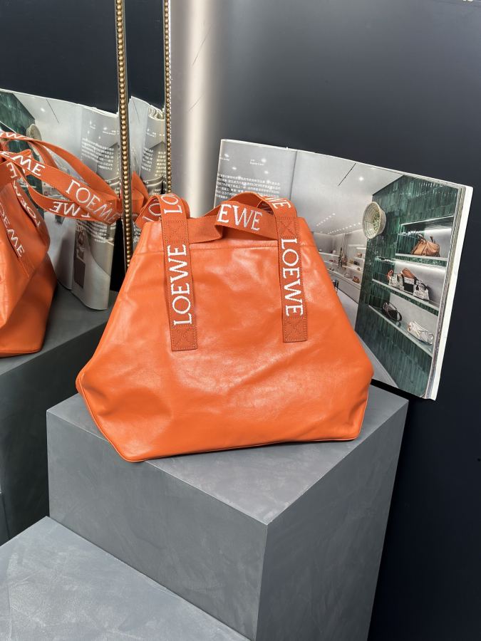 1:1 Replica LOEWE bag "Redefining Lowe Style" — 1:1 Replica — photo 5