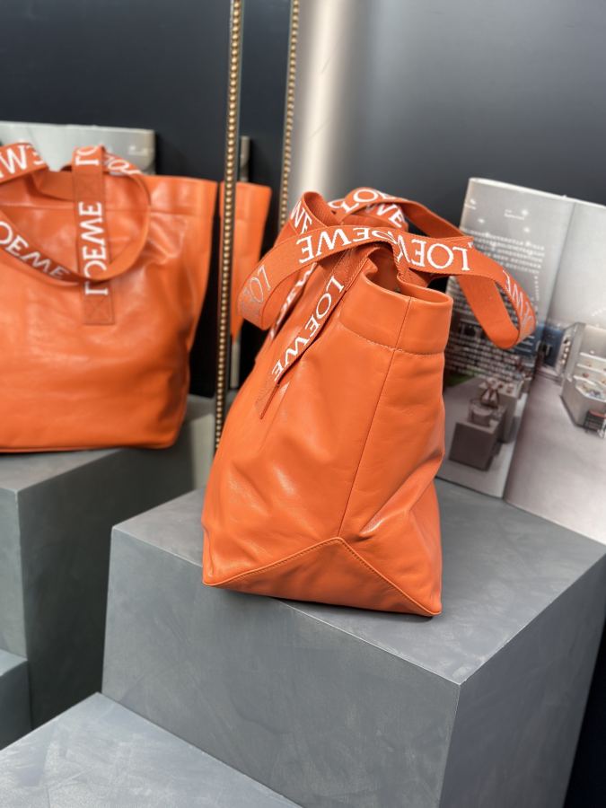 1:1 Replica LOEWE bag "Redefining Lowe Style" — 1:1 Replica — photo 2