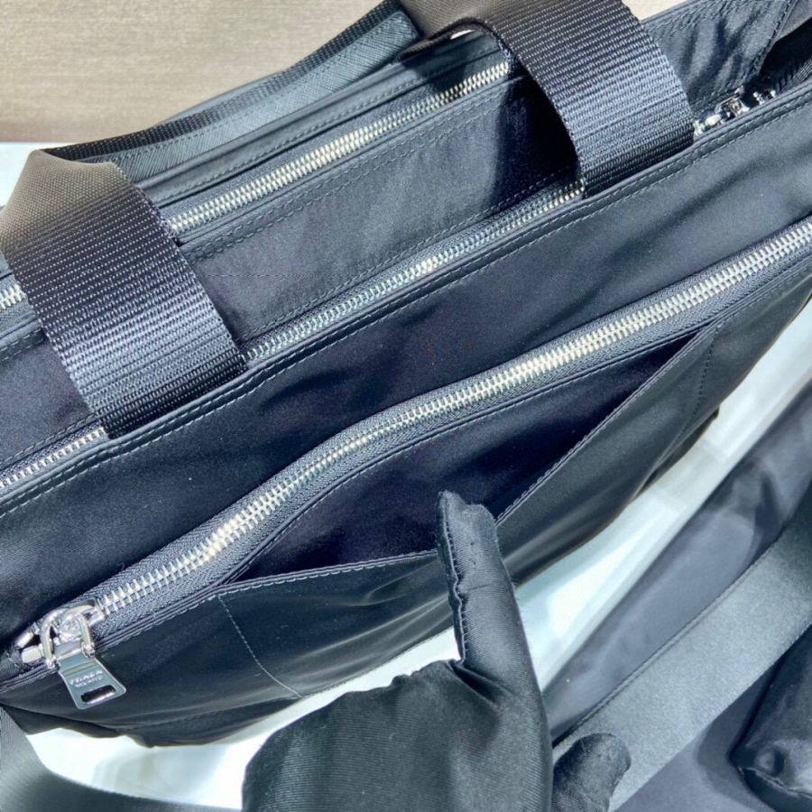 1:1 Replica PRADA bag More details — 1:1 Replica — photo 8