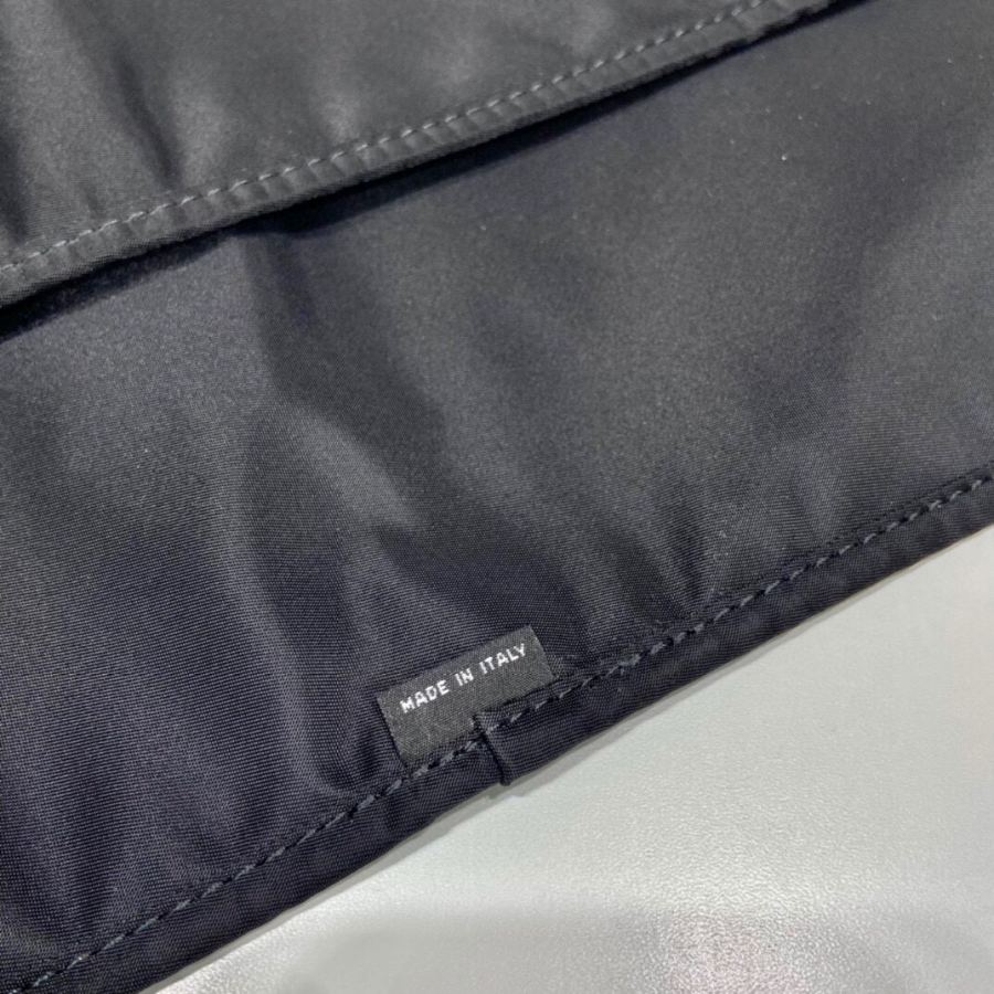 1:1 Replica PRADA bag More details — 1:1 Replica — photo 6