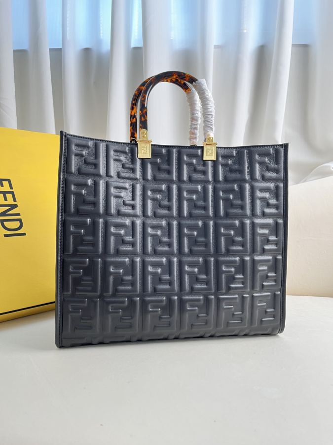 1:1 Replica Fendi bag Premium — Premium Replica — photo 2