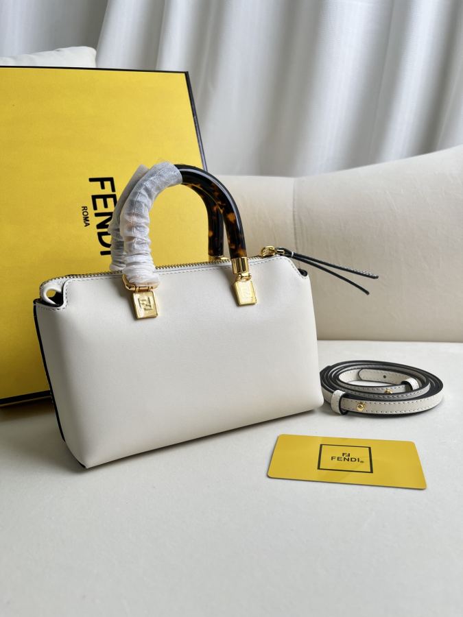 1:1 Replica Fendi bag Premium — AAA Quality Replica — photo 3