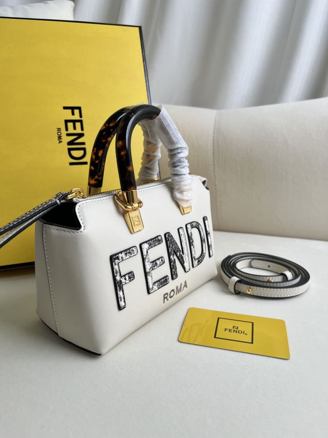 1:1 Replica Fendi bag Premium — AAA Quality Replica — photo 2
