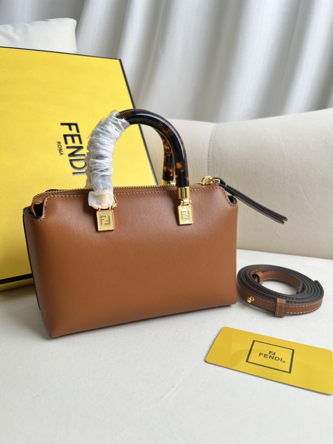 1:1 Replica Fendi bag Premium — AAA Quality Replica — photo 3