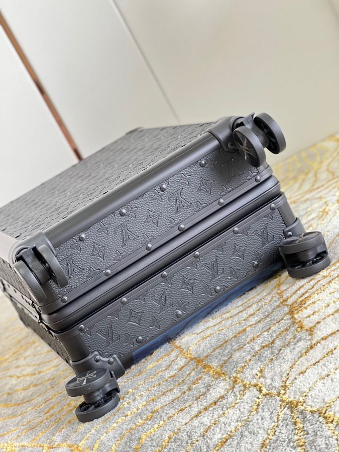 1:1 Replica suitcase Lv Louis Vuitton — 1:1 Replica — photo 5
