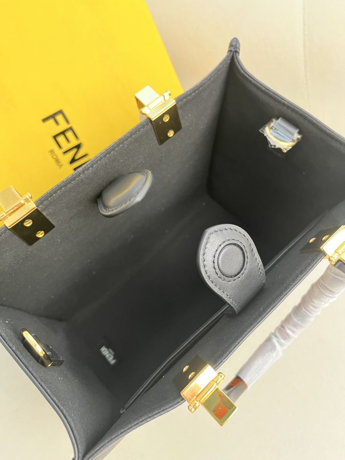 1:1 Replica Fendi bag Premium — 1:1 Replica — photo 7