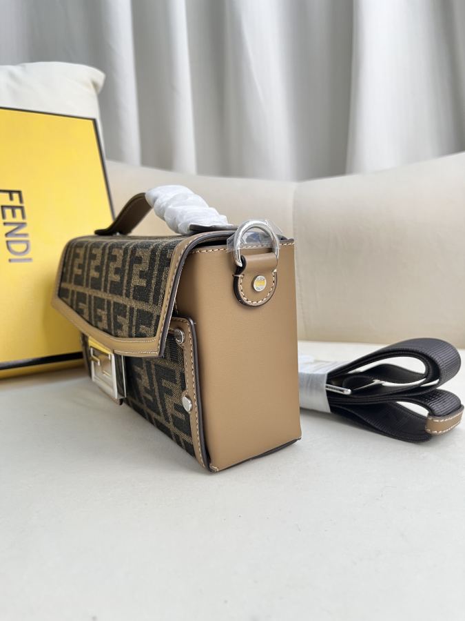 1:1 Replica Fendi bag Premium — AAA Quality Replica — photo 4