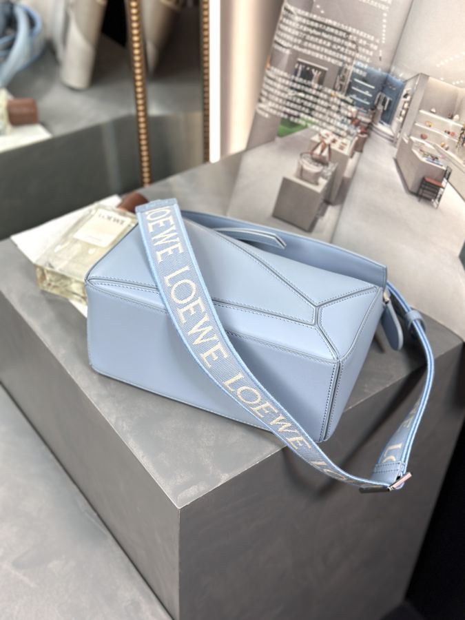 1:1 Replica LOEWE bag 𝓟𝓾𝔃𝔃𝓵𝓮 — AAA Quality Replica — photo 7