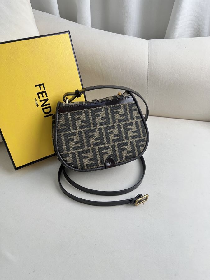 1:1 Replica Fendi bag Premium — 1:1 Replica — photo 3