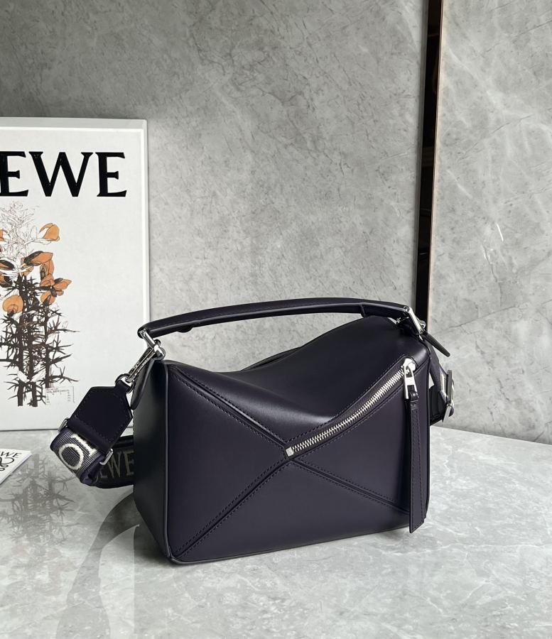 1:1 Replica LOEWE bag LOEWE puzzle — Premium Replica — photo 3