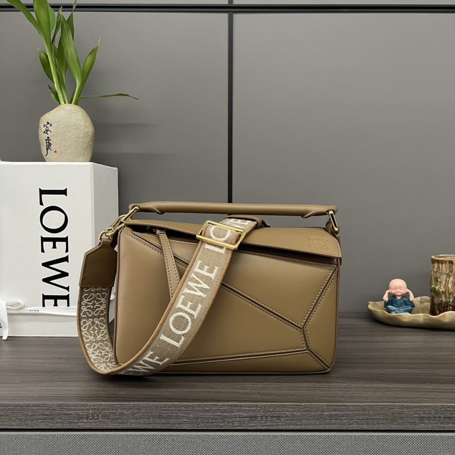 1:1 Replica LOEWE bag LOEWE# # puzzle — AAA Quality Replica — photo 3