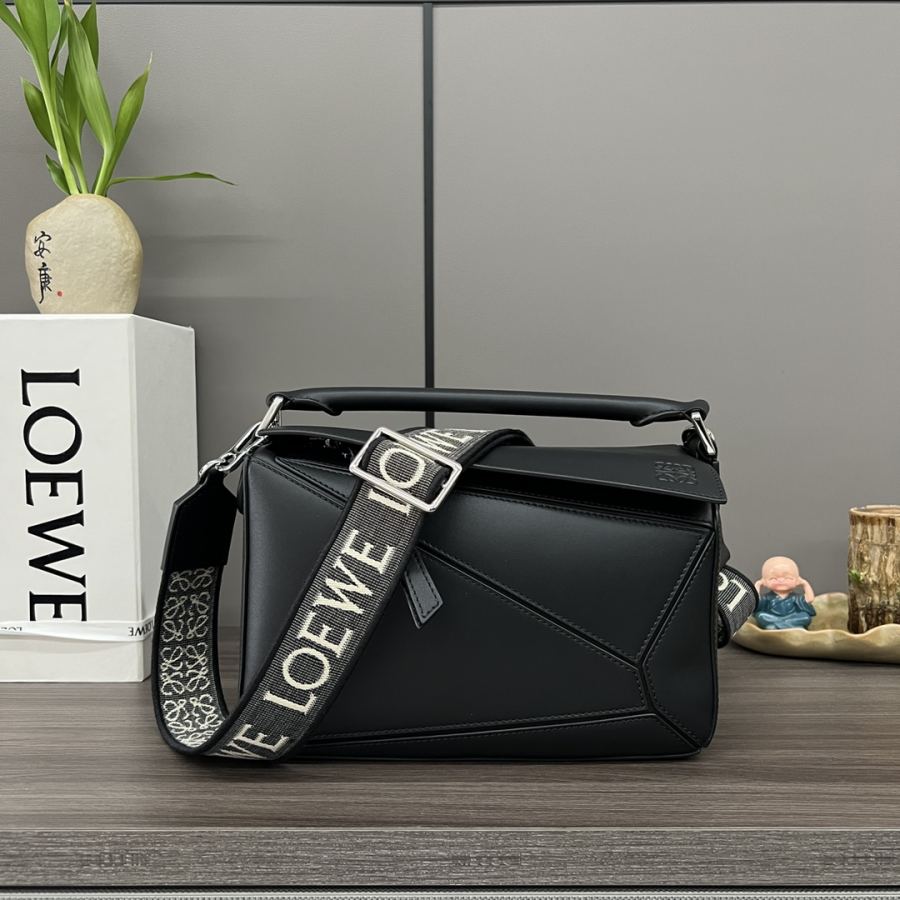 1:1 Replica LOEWE bag LOEWE# # puzzle — AAA Quality Replica — photo 4