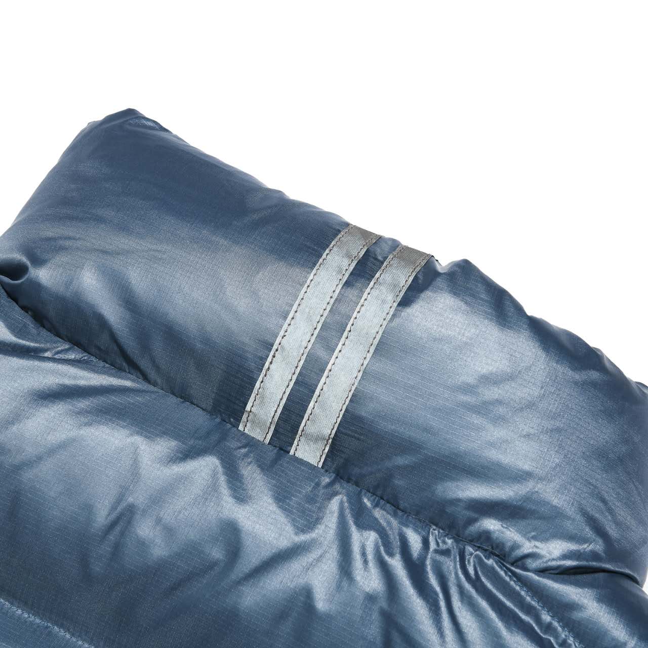 1:1 Replica GOOSE down jacket — AAA Quality Replica — photo 4