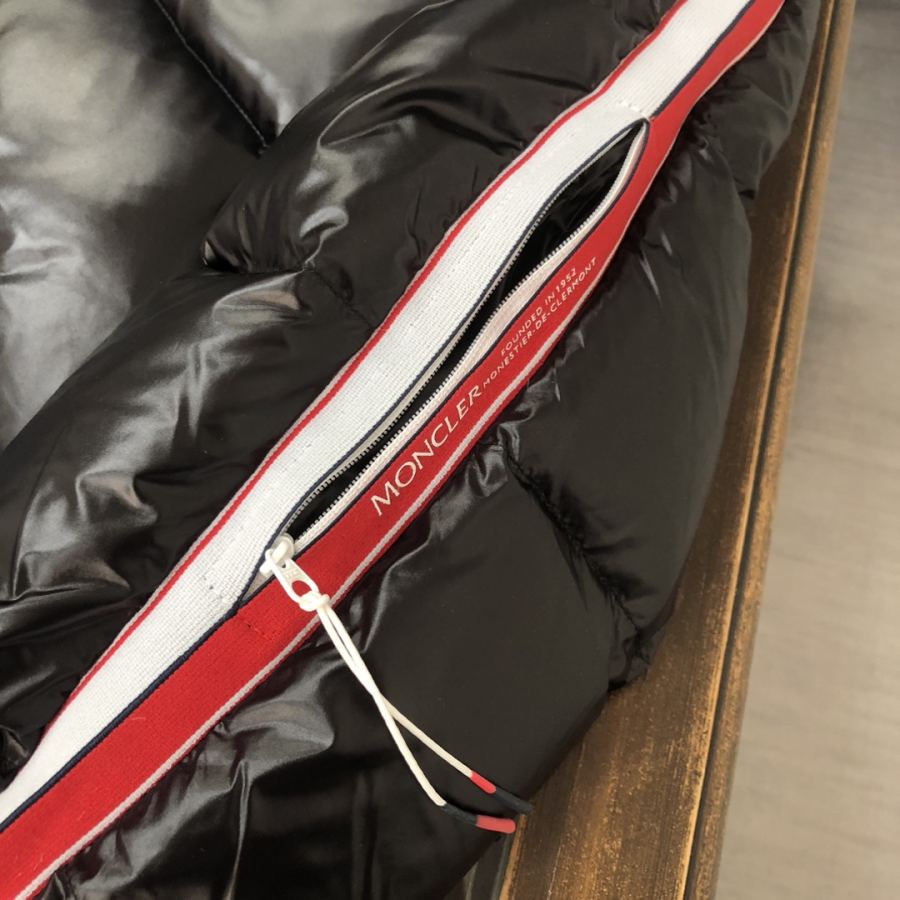 1:1 Replica Moncler down jacket MON*CLER …… — 1:1 Replica — photo 4